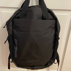 Patagonia Atom Tote Pack BACKPACK 20L